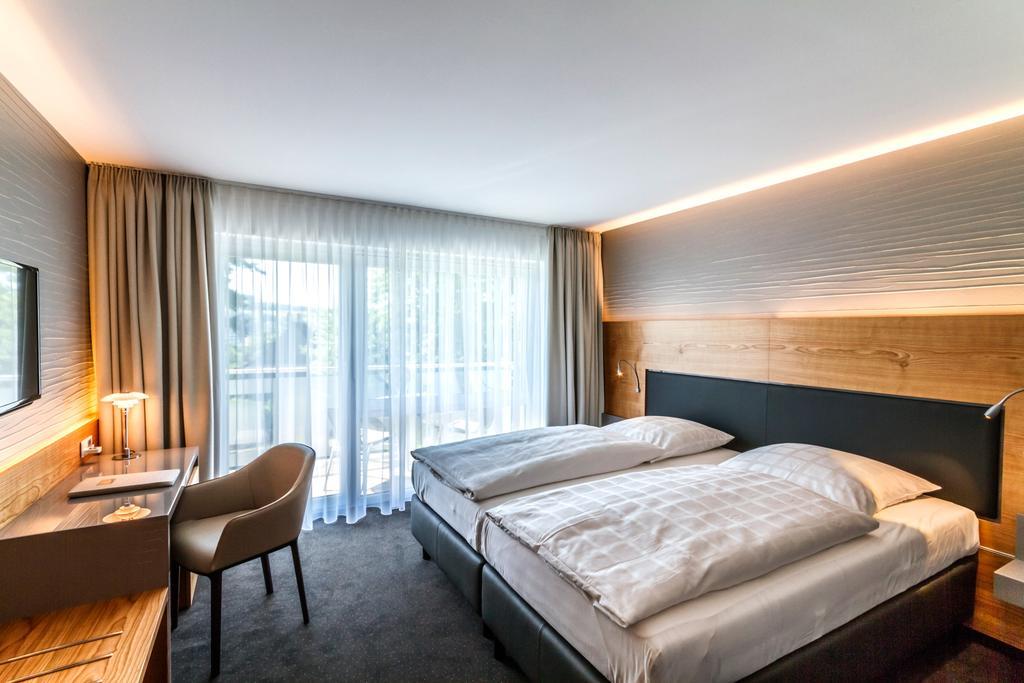 Hotel Villa Elben Loerrach Bei Basel Room photo