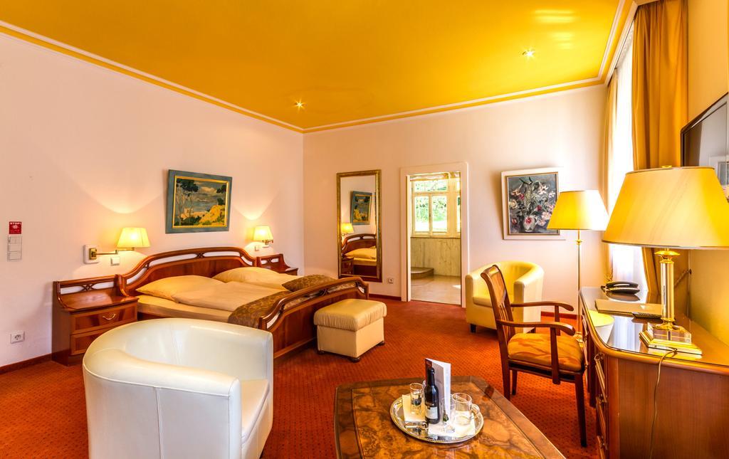 Hotel Villa Elben Loerrach Bei Basel Room photo